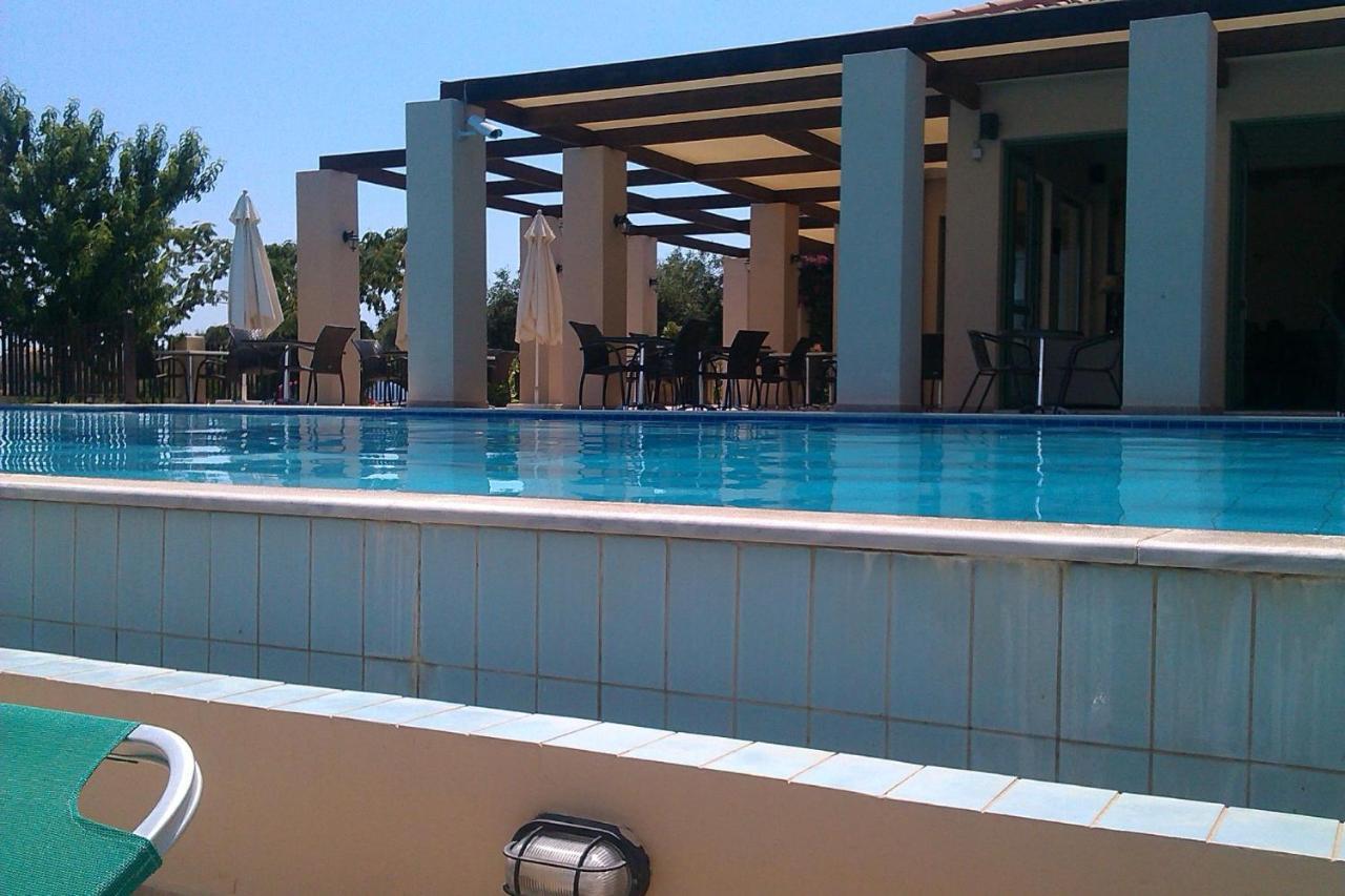 Skala  Livadaki Village Hotel מראה חיצוני תמונה