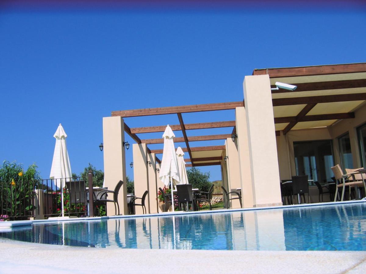 Skala  Livadaki Village Hotel מראה חיצוני תמונה